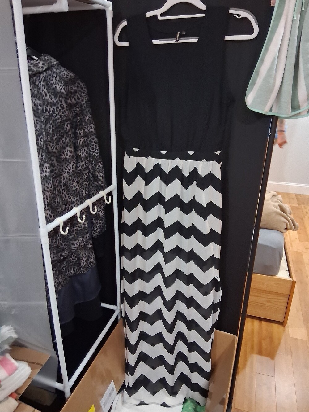 HeartSoul Black and White Chevron Maxi Skirt - Picture 3 of 3